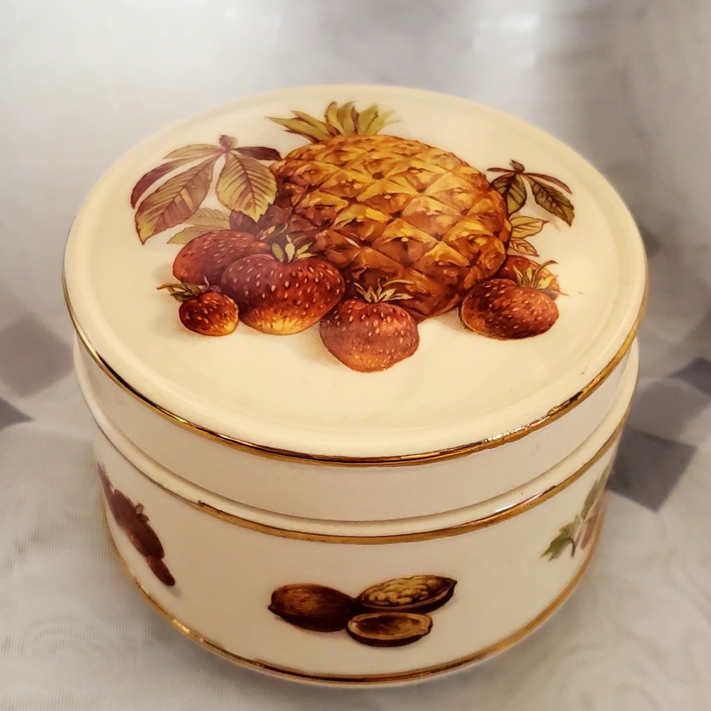 Vintage SADLER England Porcelain Lidded Pineapple Trinket Jewellery Ring Box